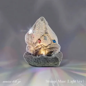 [Apple Music POB] NMIXX - 6th EP Strange Muse (Light Ver.)