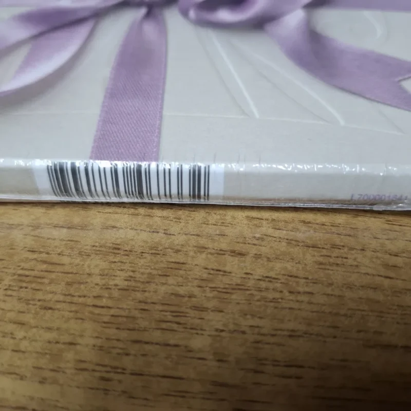 IRENE - 1st Album Biggest Fan (COMPACT Ver.) (Damaged) - Image 2