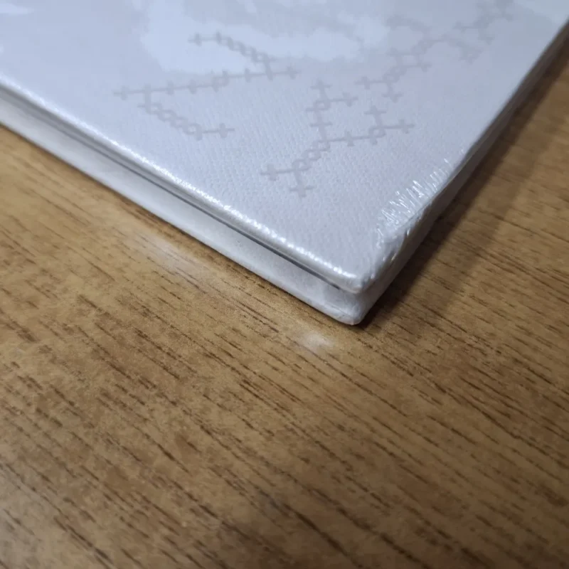 ITZY - Motto (PHOTOBOOK Ver.) (Damaged) - Image 3